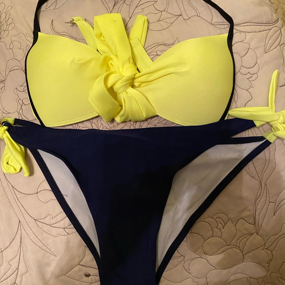 Bathing suite